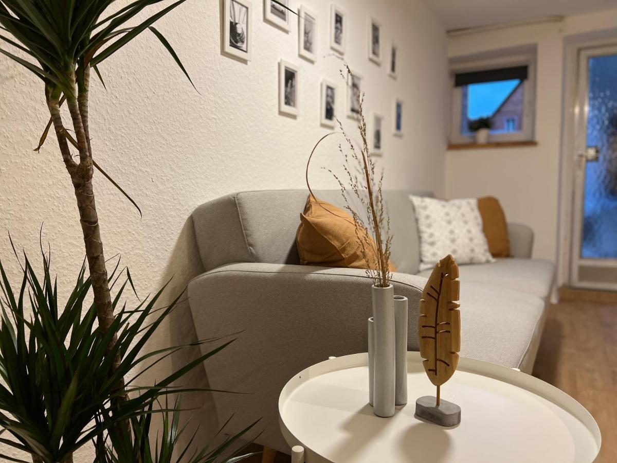 Modernes Haus Fuer 7 Gaeste 90M2 Tv Netflix Wlan Momlingen Buitenkant foto